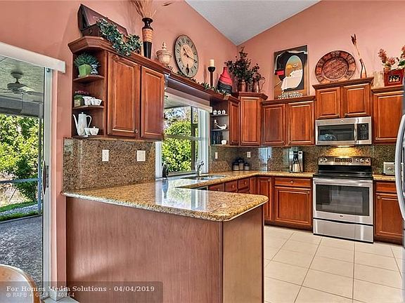 5th image of 12719 NW 21st Pl