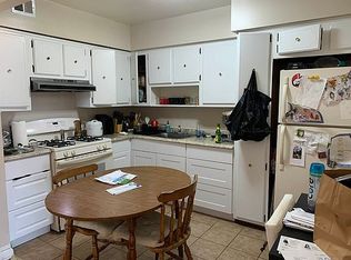 25-17 44th St #3, Astoria, NY 11103