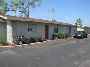 86 4th St APT 4, Fort Myers, FL 33907