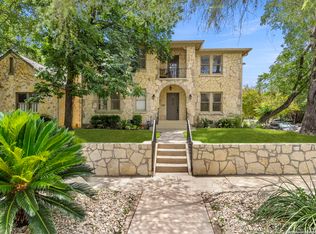300 E Lullwood Ave, San Antonio, TX 78212