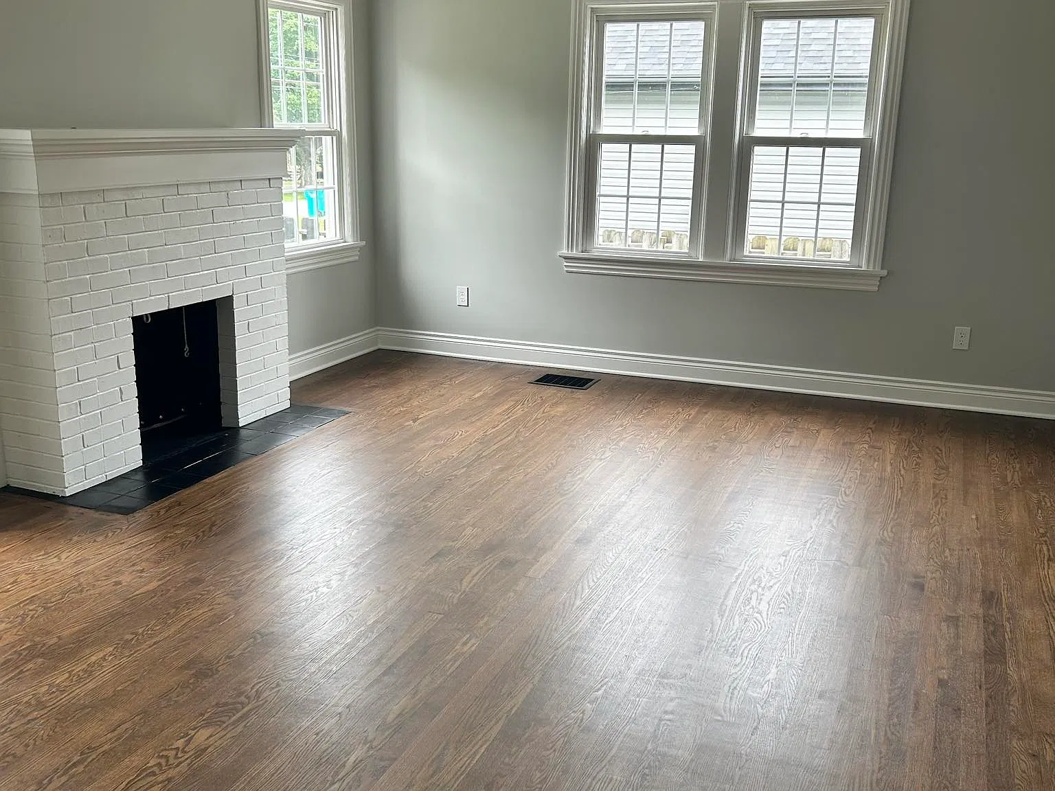 2 bed, 1000 sqft, $1,450 — Photo 4