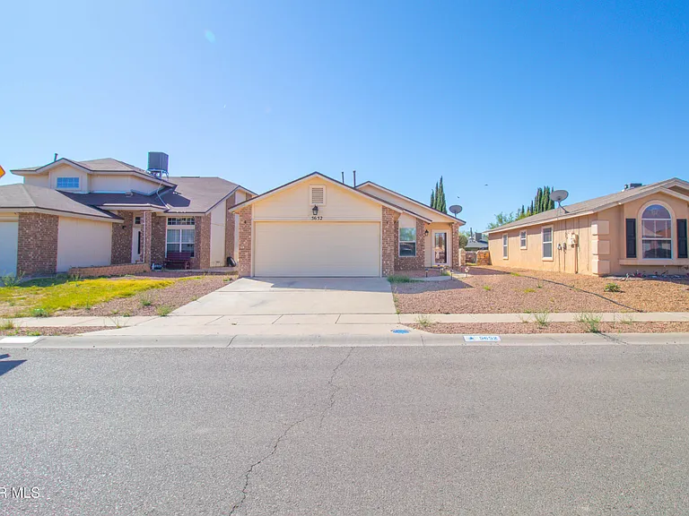 5652 Rick Husband Dr — Photo 1