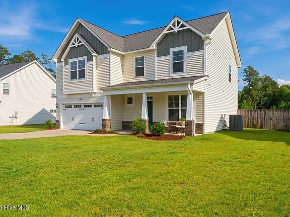 3rd image of 209 Forester Drive