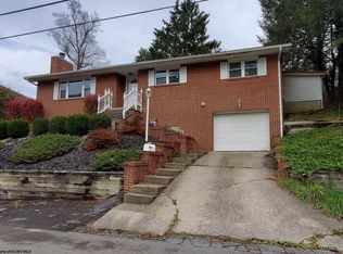 1333 College Park, Fairmont, WV