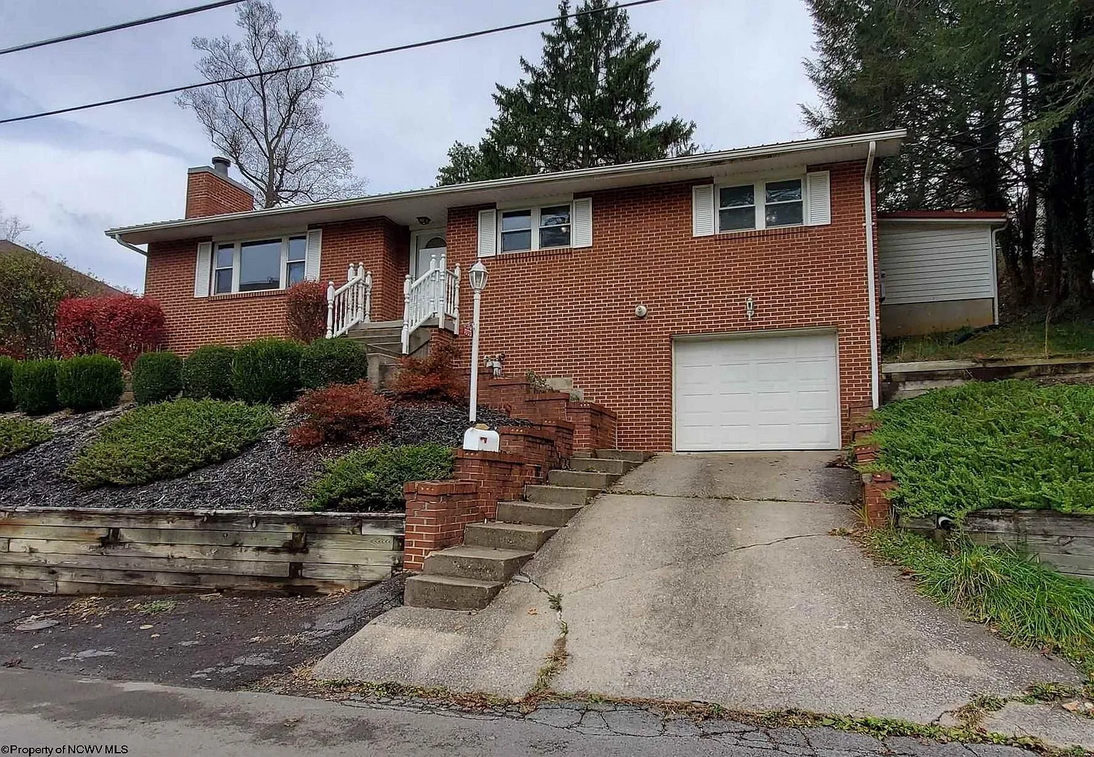 1333 College Park photo 1