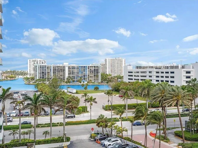 3725 S Ocean Dr #719 — Photo 12