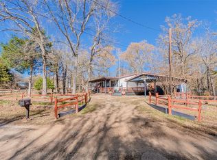 111 E Walnut Trl, Murchison, TX 75778