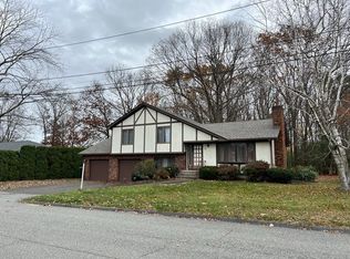 23 Bessette Ln, Chicopee, MA 01020