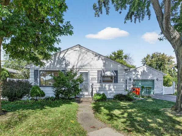2010 Brackett Ave, Eau Claire, WI 54701