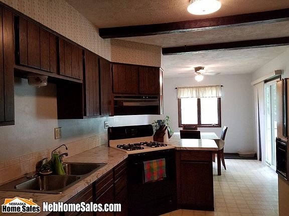 5th image of 1512 N Maine Ave