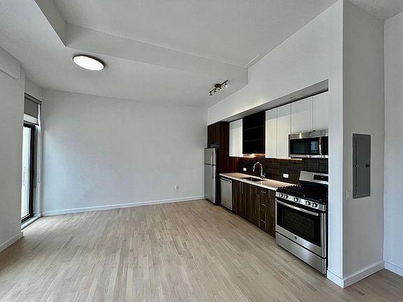4th image of 33-01 38th Ave #3K