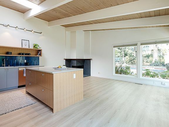 5th image of 223 McAllister Ave