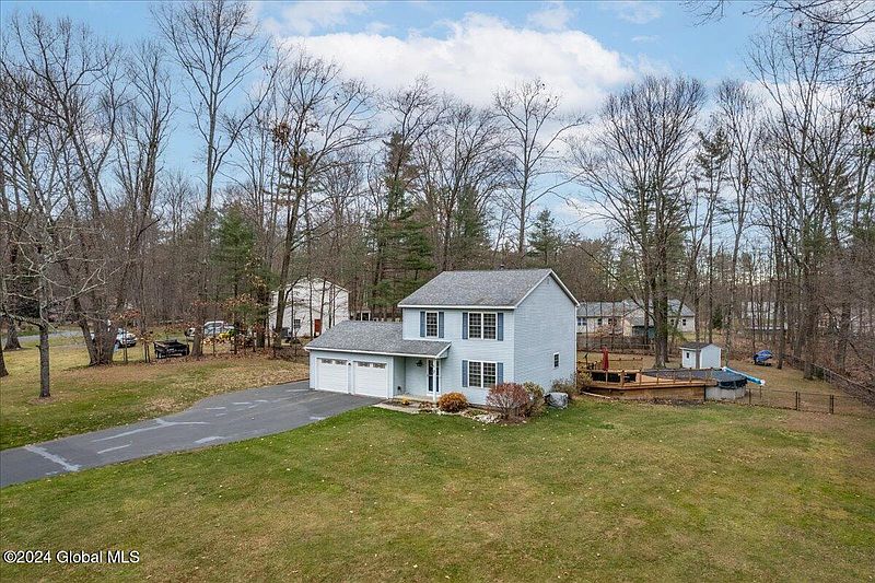 3rd image of 7 N Gates Avenue