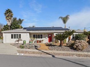 8814 Prestwick Way, Santee, CA 92071