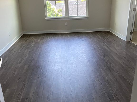4th image of 118 Roseridge Dr