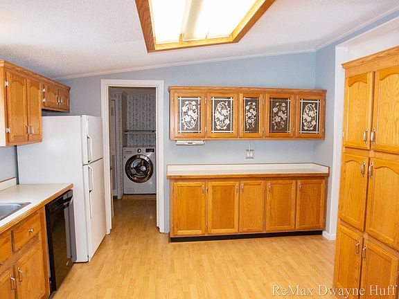 2nd image of 2905 8th St