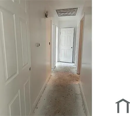 3 bed, $1,100 — Photo 2