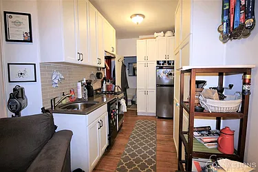 Rented by City Connections Realty