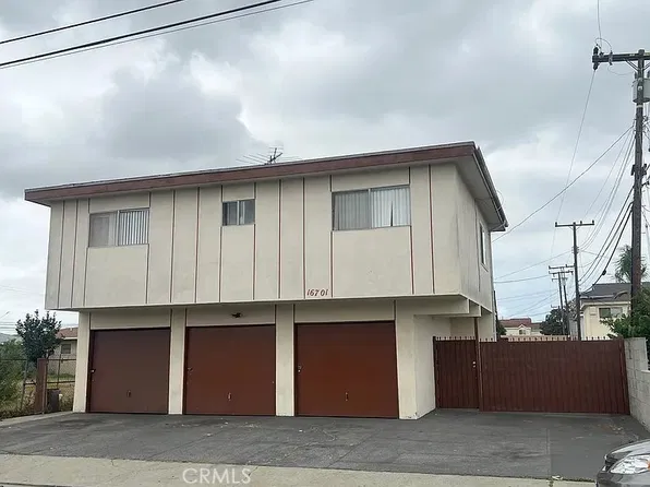 16701 S Berendo Ave, Gardena, CA 90247
