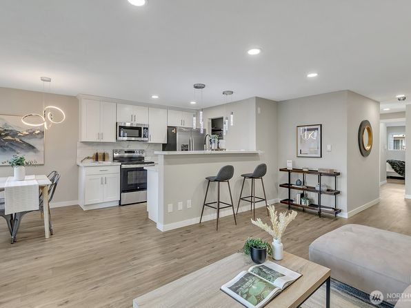 15210 Macadam Road S #E-206, Tukwila, WA 98188