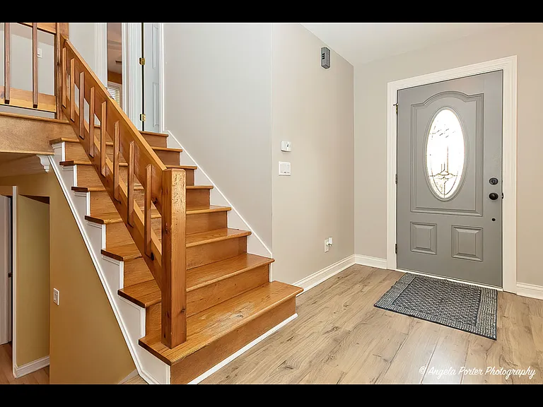 203 Springbrook Ct — Photo 13