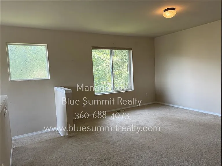 3920 Campus Willows Loop NE — Photo 7