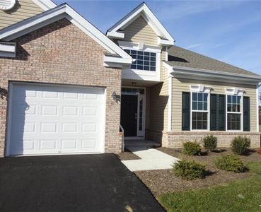 42 Diamond Spring Dr, Monroe, NJ, 08831