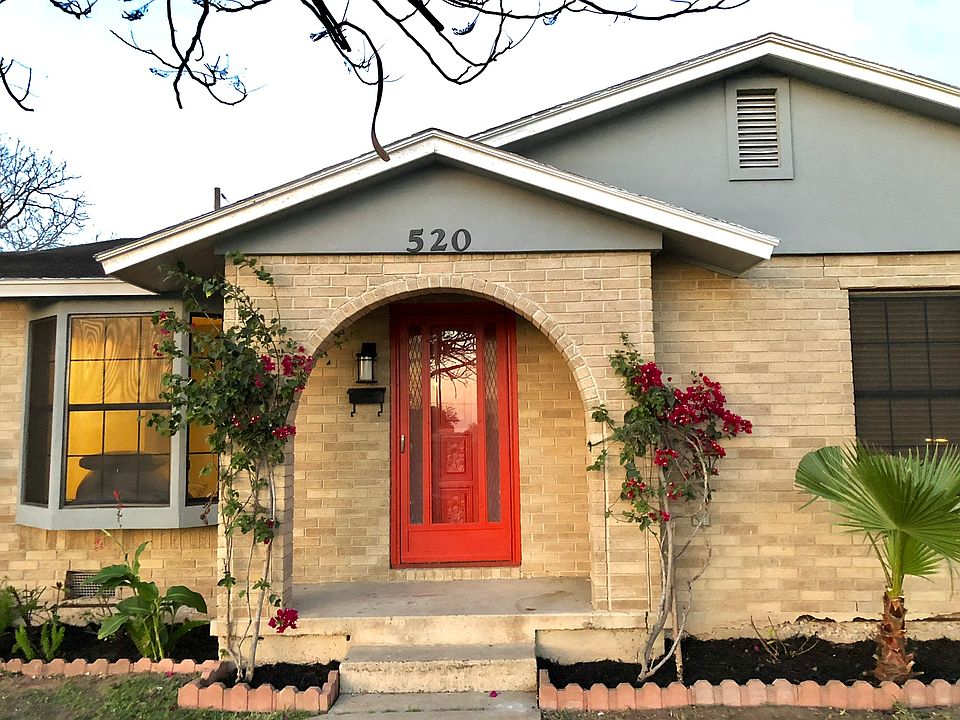 2nd image of 520 W Palm Blvd