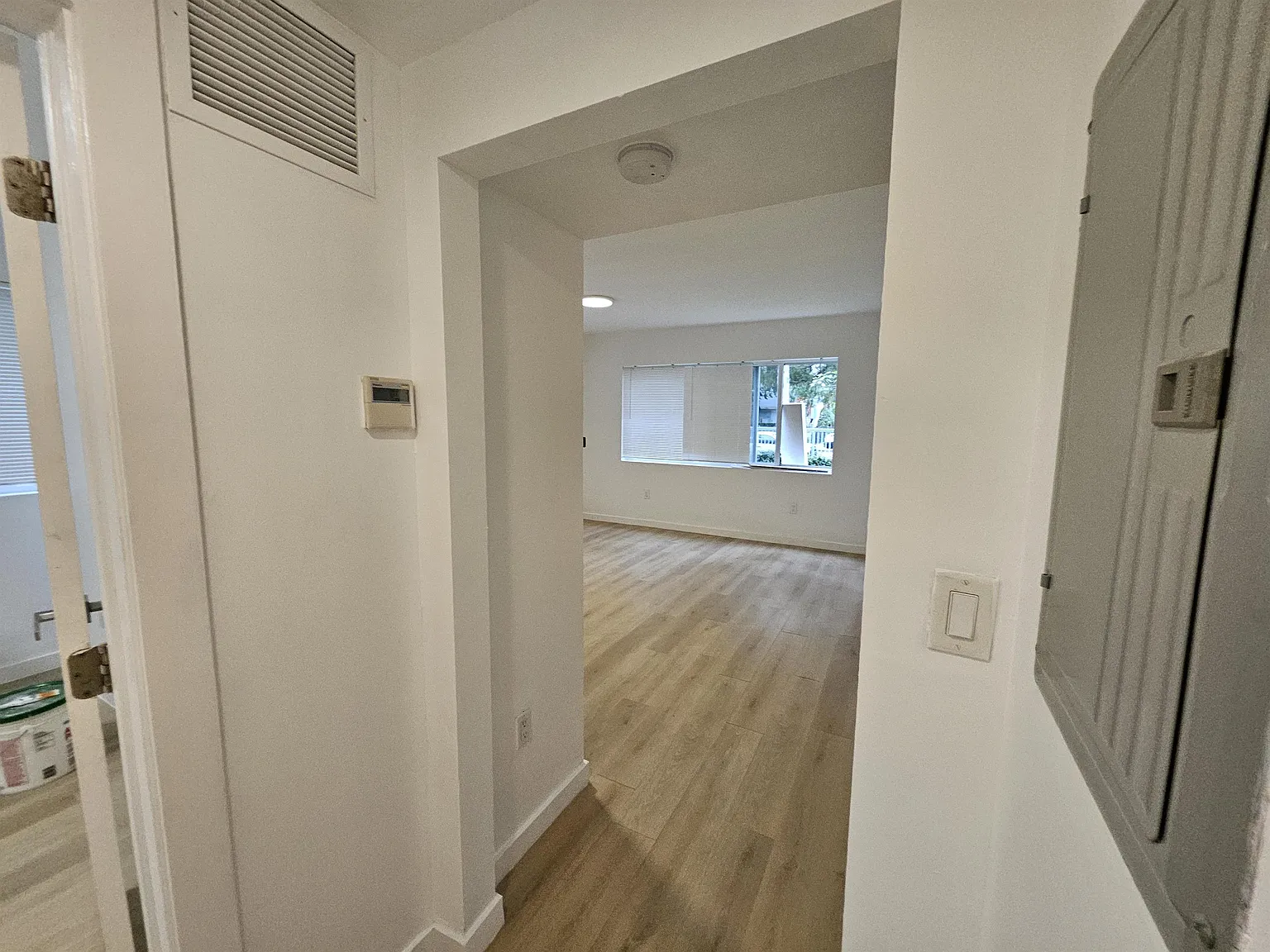 557 Michigan #211 PK #4 - 1 — Photo 1