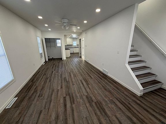 2nd image of 809 6th St