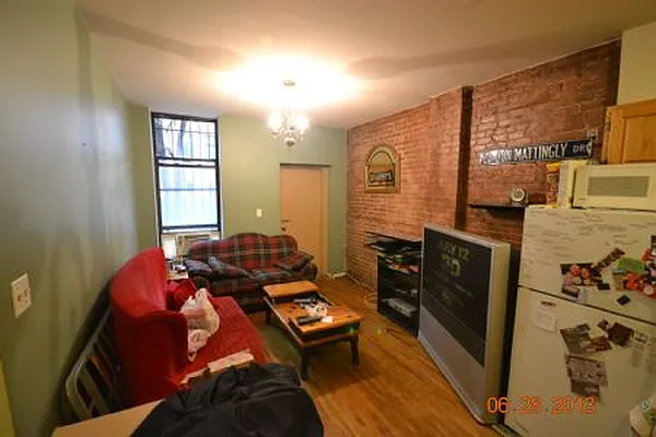 Rented by ArdorNY | media 7