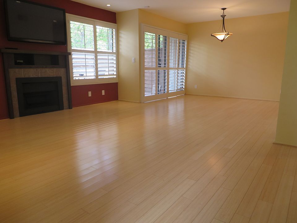 1st image of 556 N Orange Grove Blvd
