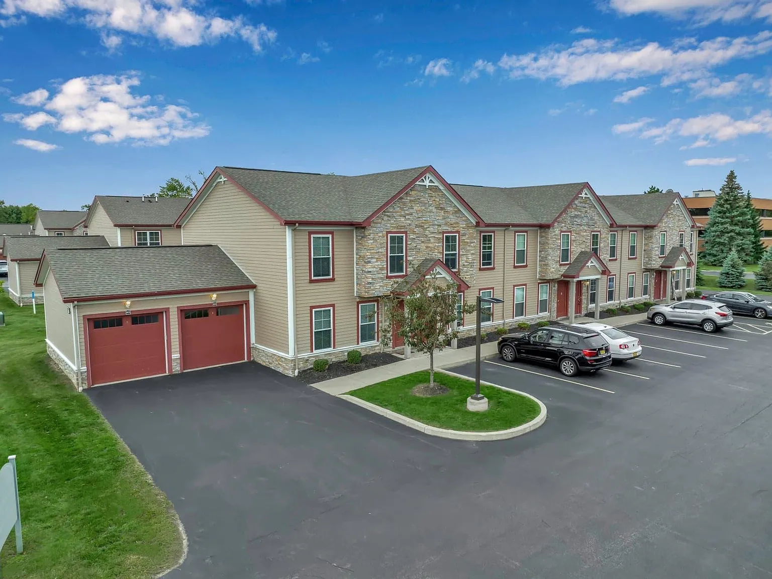 The Glen At Sheridan Meadows — Photo 4