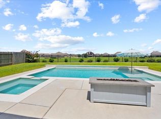 14919 Lake Shore Ave, Mont Belvieu, TX 77523