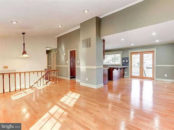 2nd image of 13805 Wanegarden Dr