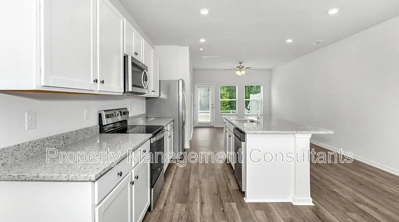3 bed, 2.5 bath, 1716 sqft, $1,750 — Photo 2