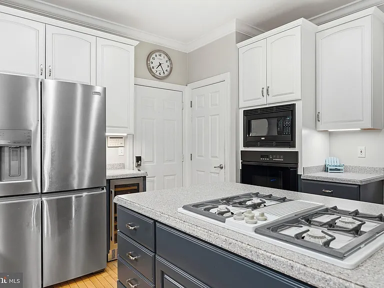 11203 Dancer Ct — Photo 14