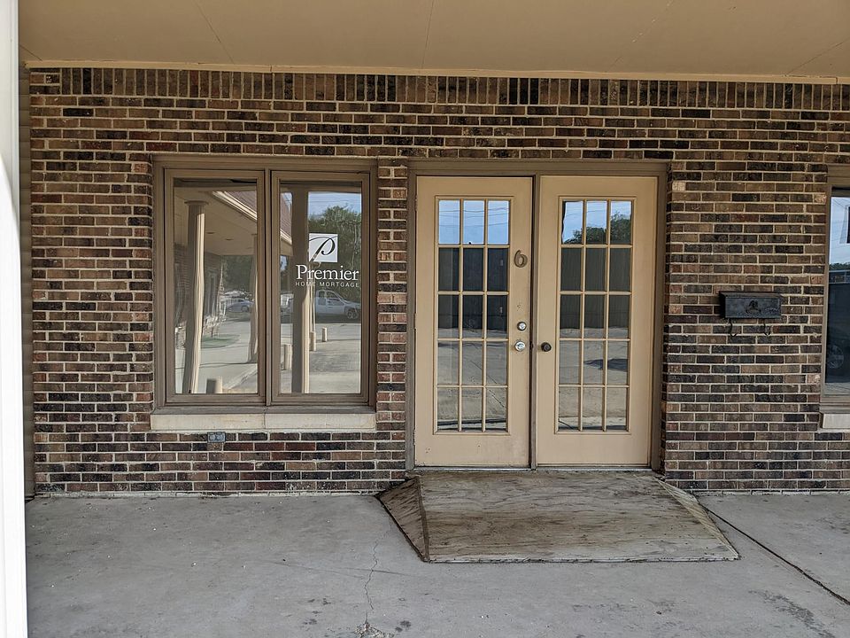 1st image of 400 S Hoke Ave #6