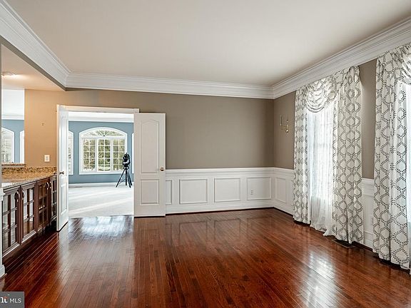 4th image of 107 Patriot Dr