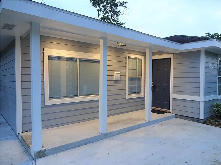 3923 Cosby St — Photo 2