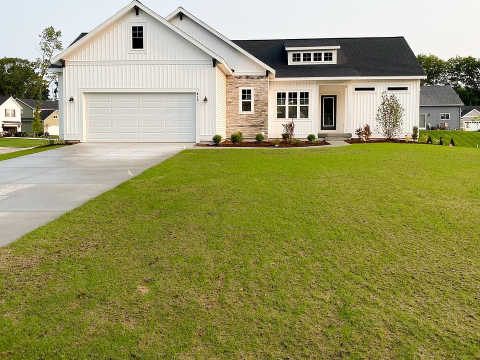 1st image of 615 Lazy Oak Trl #40