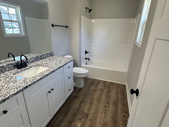 5th image of 223 Coney Island Dr