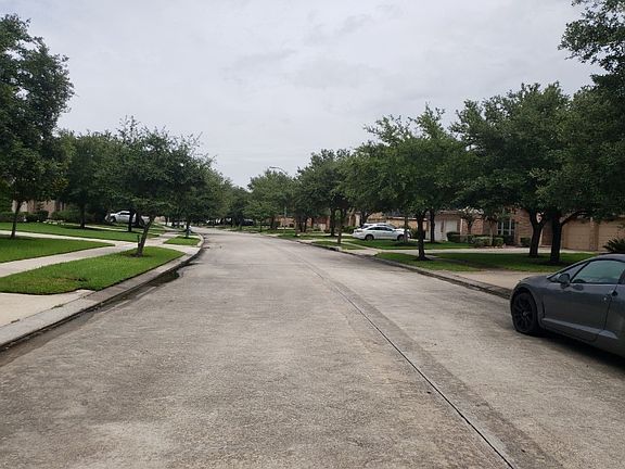 4th image of 13310 Lake Passage Ln