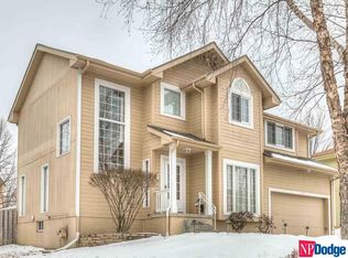 6607 Aspen St, La Vista, NE 68128