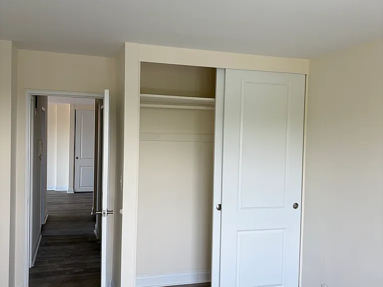 16420 Highland Ave #9M — Photo 8