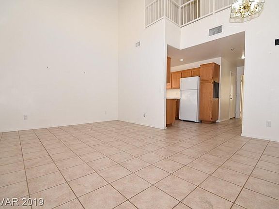5th image of 5374 Chili Pepper St