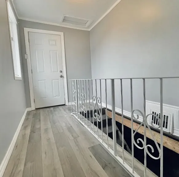 136 Floral Ave — Photo 9