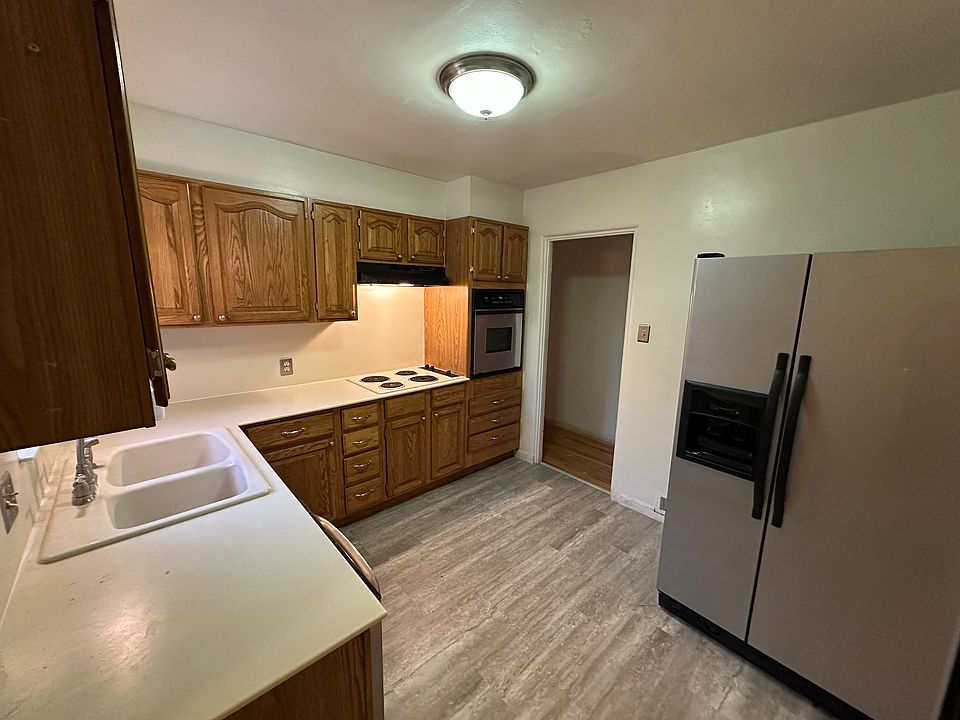 Marketing_414TrumanSE_2025_09_08122025
