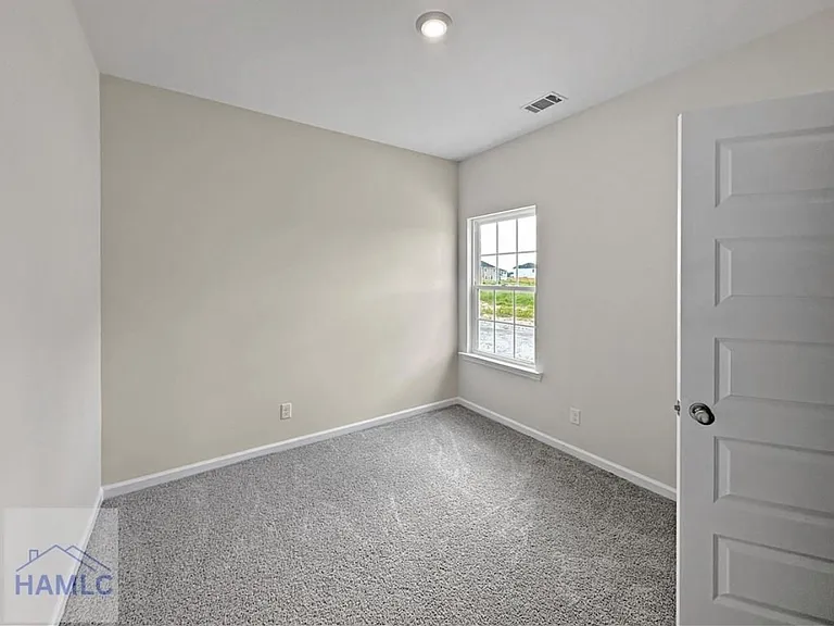 135 Doctors Creek Rd NE — Photo 4