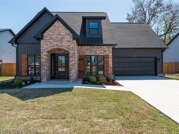 9101 Carson Way, Fort Smith, AR 72908